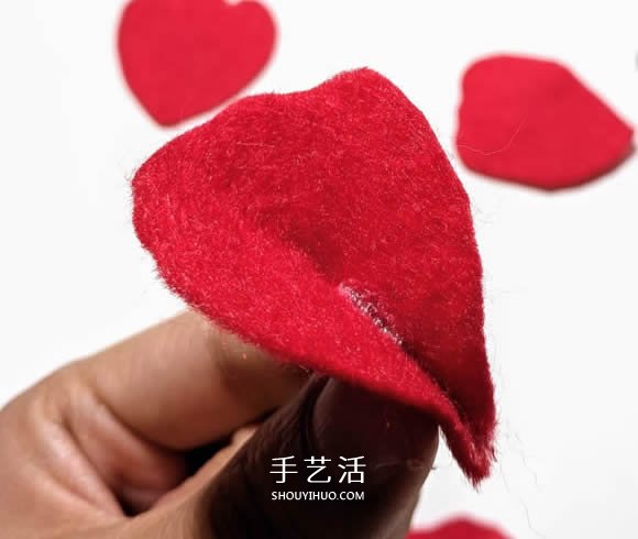 超多毛毡布花的制作方法 DIY美丽的花环头饰 -  www.shouyihuo.com