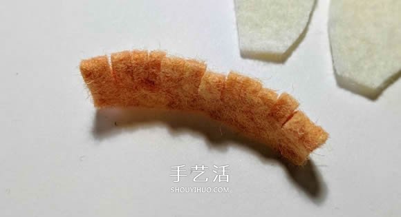 超多毛毡布花的制作方法 DIY美丽的花环头饰 -  www.shouyihuo.com