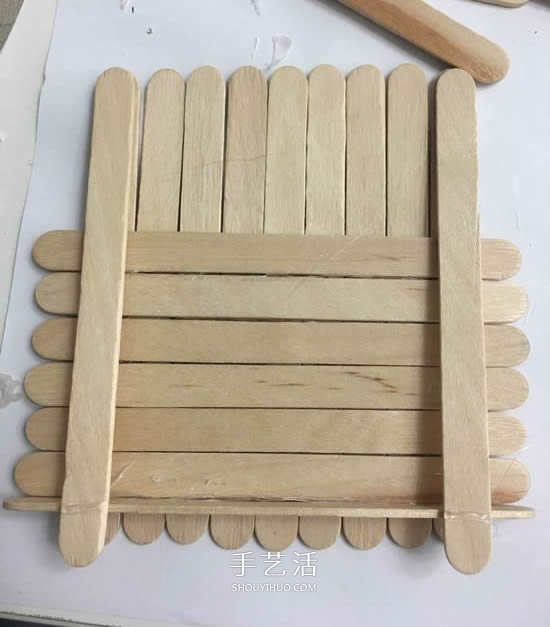 200根雪糕棍手工制作漂亮拱桥灯罩的方法教程 -  www.shouyihuo.com