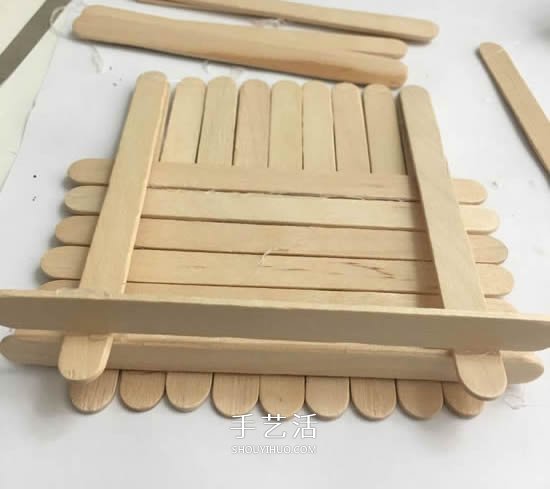 200根雪糕棍手工制作漂亮拱桥灯罩的方法教程 -  www.shouyihuo.com