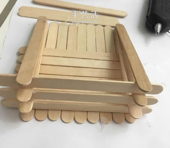 200根雪糕棍手工制作漂亮拱桥灯罩的方法教程 -  www.shouyihuo.com
