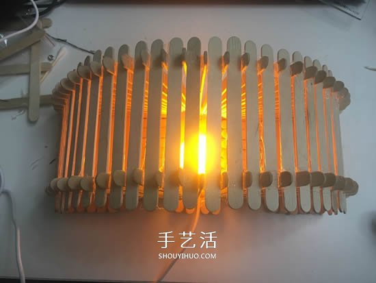 200根雪糕棍手工制作漂亮拱桥灯罩的方法教程 -  www.shouyihuo.com