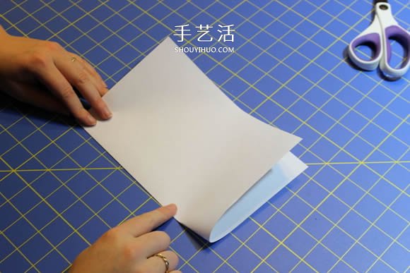 几种漂亮雪花的折叠和剪纸方法图解步骤 -  www.shouyihuo.com