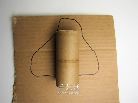 幼儿园手工制作航天飞机的简单做法图解 -  www.shouyihuo.com