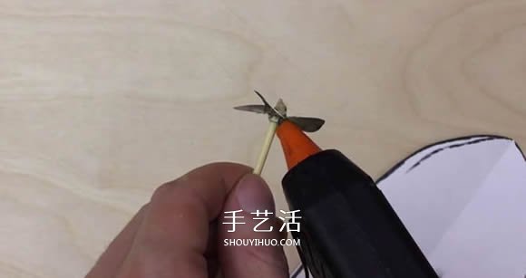 电动科技小制作：自制电动玩具船的方法 -  www.shouyihuo.com