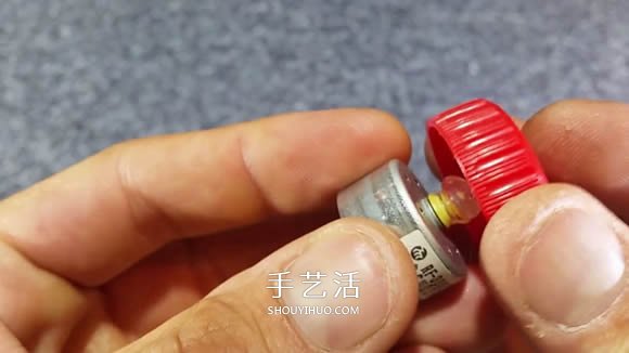 自制电动马达三轮车玩具的科技小制作教程 -  www.shouyihuo.com