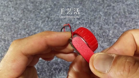 自制电动马达三轮车玩具的科技小制作教程 -  www.shouyihuo.com