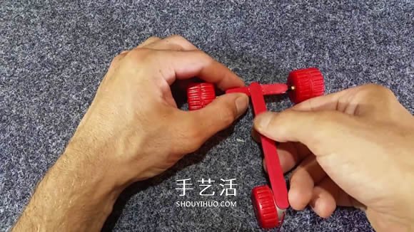自制电动马达三轮车玩具的科技小制作教程 -  www.shouyihuo.com