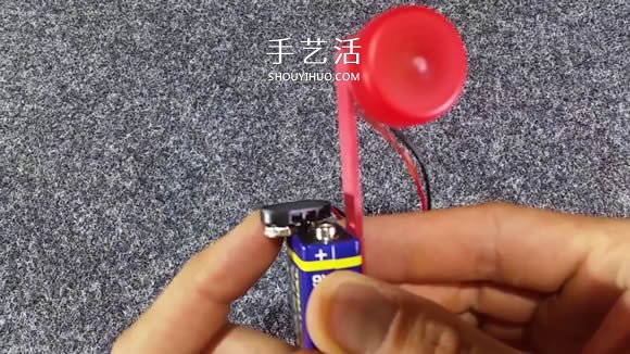 自制电动马达三轮车玩具的科技小制作教程 -  www.shouyihuo.com