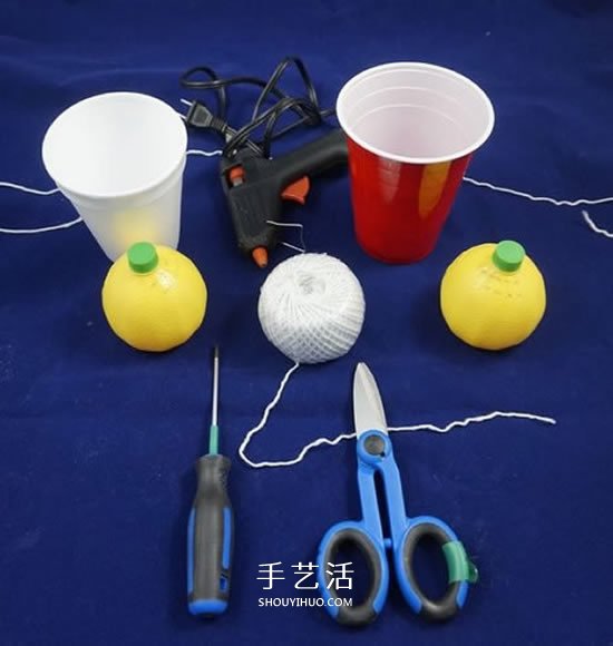 自制幼儿园简易接球玩具的制作方法教程 -  www.shouyihuo.com