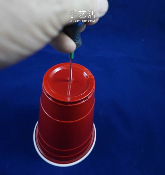 自制幼儿园简易接球玩具的制作方法教程 -  www.shouyihuo.com