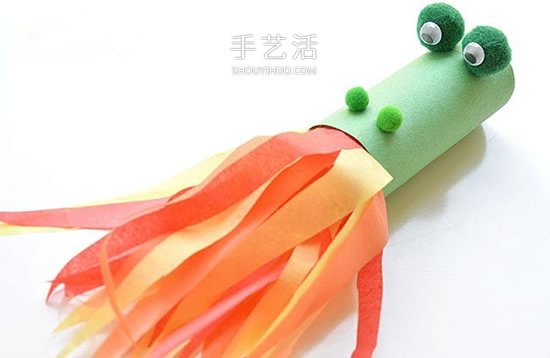 幼儿园废物利用制作卷纸筒火龙的方法图解 -  www.shouyihuo.com
