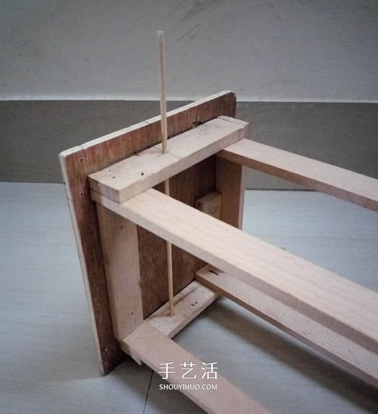 自制简易汽车电梯玩具的制作方法教程 -  www.shouyihuo.com
