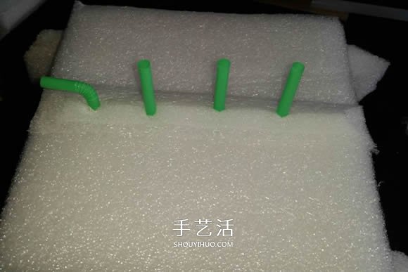 用泡沫板做双体帆船的制作方法图解教程 -  www.shouyihuo.com