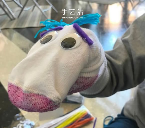 袜子手工制作手偶玩具 用它表演木偶戏！ -  www.shouyihuo.com