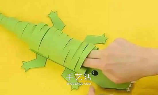 幼儿园手工制作卡纸鳄鱼的方法 简单又好玩！ -  www.shouyihuo.com