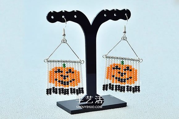 手工串珠万圣节南瓜耳环的DIY制作方法图解 -  www.shouyihuo.com