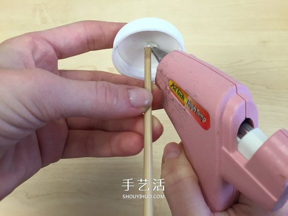 自制电动风力车玩具的制作方法教程 -  www.shouyihuo.com