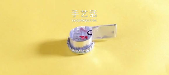 自制口哨的方法图解 只需啤酒瓶盖和易拉罐！ -  www.shouyihuo.com