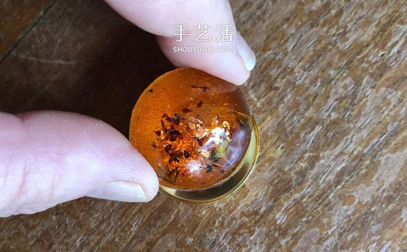自制仿琥珀树脂钥匙扣的制作方法 -  www.shouyihuo.com