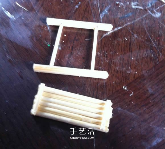 烤串竹签废物利用 手工制作迷你浮桥船的方法 -  www.shouyihuo.com