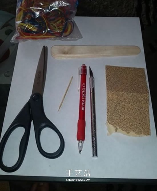 自制雪糕棍弹弓的制作方法图解 -  www.shouyihuo.com