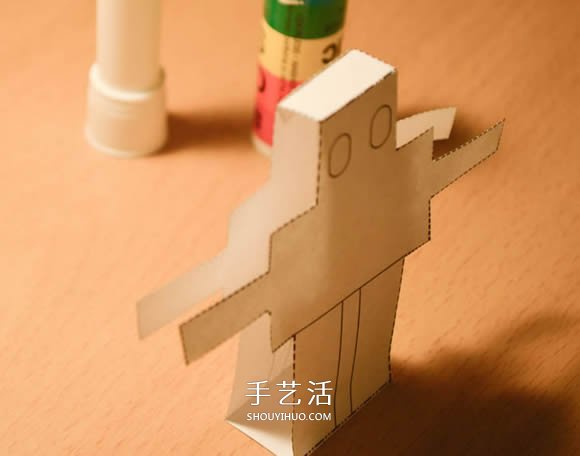 最简单机器人纸模型的制作方法 -  www.shouyihuo.com
