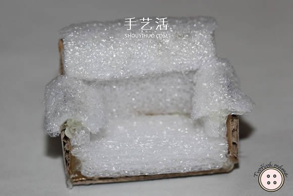 瓦楞纸板手工制作微型扶手椅图解教程 -  www.shouyihuo.com