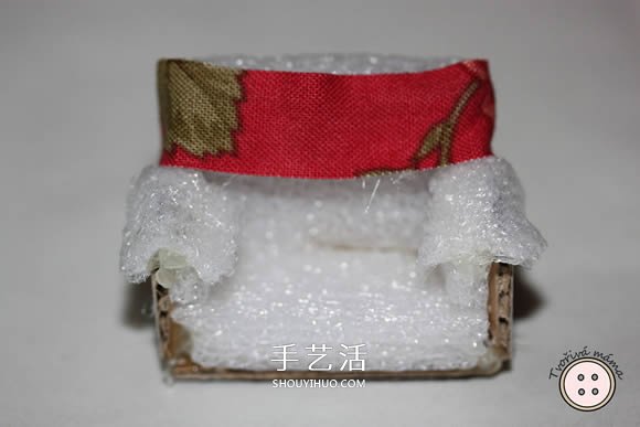 瓦楞纸板手工制作微型扶手椅图解教程 -  www.shouyihuo.com