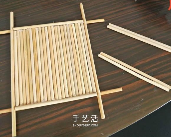 一次性筷子手工制作置物碟图解教程 -  www.shouyihuo.com