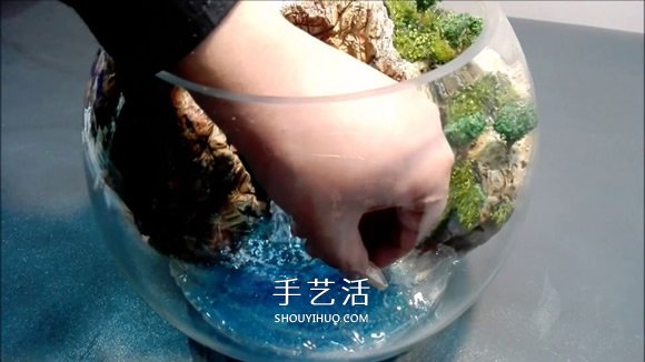 DIY玻璃景观装饰品的详细图解步骤 -  www.shouyihuo.com