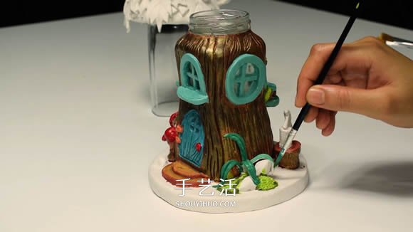 纸粘土和玻璃瓶手工制作童话小屋 -  www.shouyihuo.com