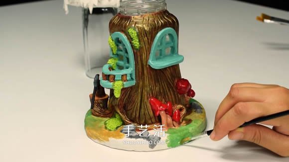 纸粘土和玻璃瓶手工制作童话小屋 -  www.shouyihuo.com
