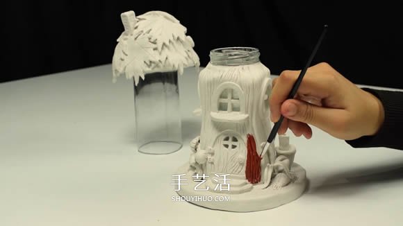 纸粘土和玻璃瓶手工制作童话小屋 -  www.shouyihuo.com