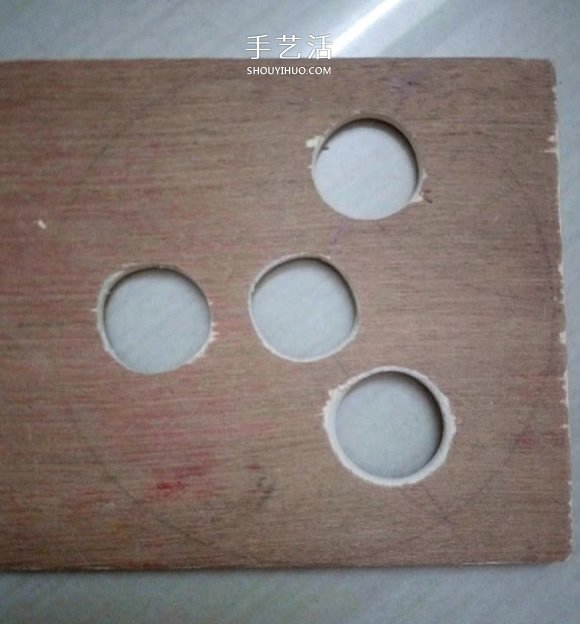 自制两种木制指尖陀螺的方法图解 -  www.shouyihuo.com