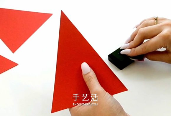 自制圣诞树爆炸盒的方法详细步骤图解 -  www.shouyihuo.com