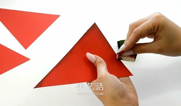 自制圣诞树爆炸盒的方法详细步骤图解 -  www.shouyihuo.com