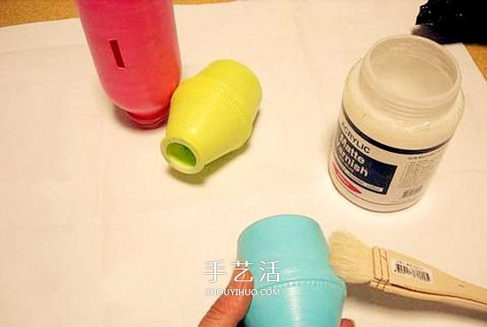 塑料瓶手工制作卡通小猪存钱罐 -  www.shouyihuo.com