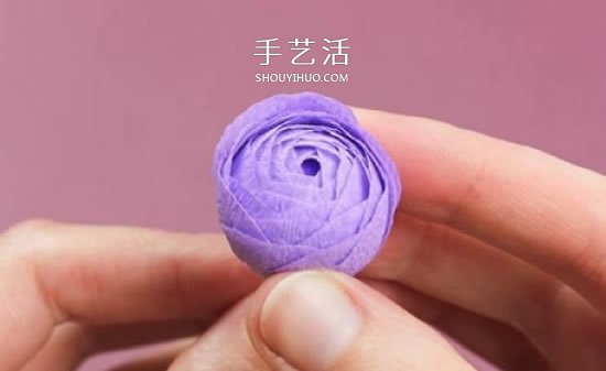 皱纹纸手工制作超美玫瑰花图解 -  www.shouyihuo.com