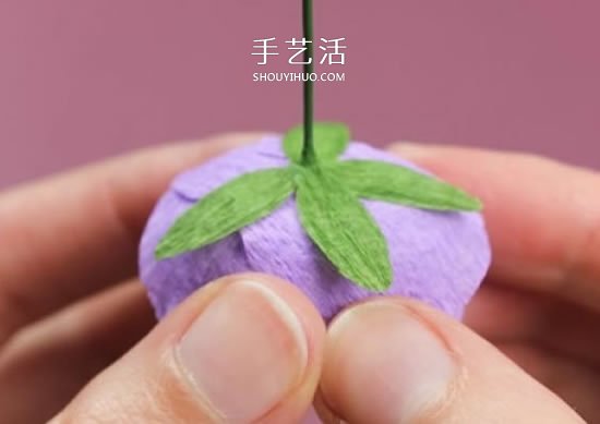 皱纹纸手工制作超美玫瑰花图解 -  www.shouyihuo.com