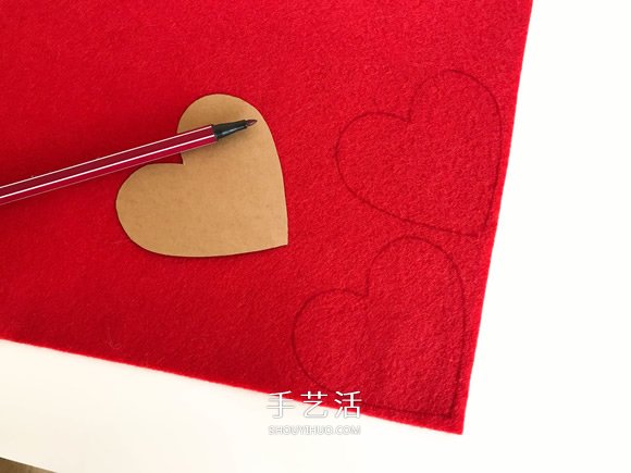 不织布手工制作超可爱圣诞树挂件图解 -  www.shouyihuo.com