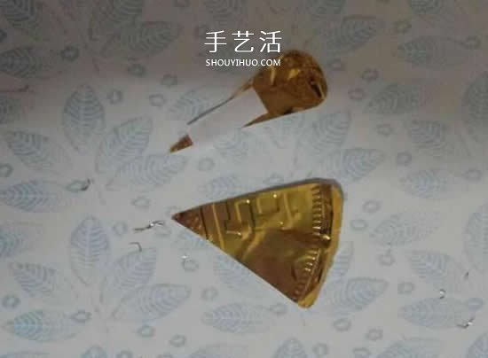 巧克力包装纸废物利用制作情人节玫瑰 -  www.shouyihuo.com