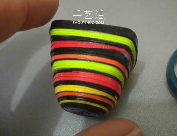 三八女神节礼物！小巧可爱的衍纸盆栽制作教程 -  www.shouyihuo.com