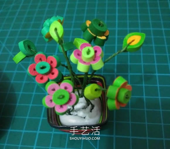 三八女神节礼物！小巧可爱的衍纸盆栽制作教程 -  www.shouyihuo.com