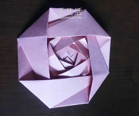 可以组合出复杂款！简单平面玫瑰花的折纸教程 -  www.shouyihuo.com