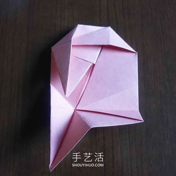 可以组合出复杂款！简单平面玫瑰花的折纸教程 -  www.shouyihuo.com