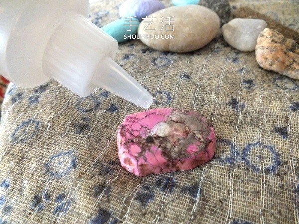 海边捡回的石头再利用 DIY制作创意冰箱贴！ -  www.shouyihuo.com