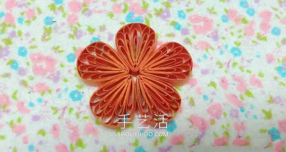 用梳子也能做！简单可爱衍纸五瓣花手工制作 -  www.shouyihuo.com