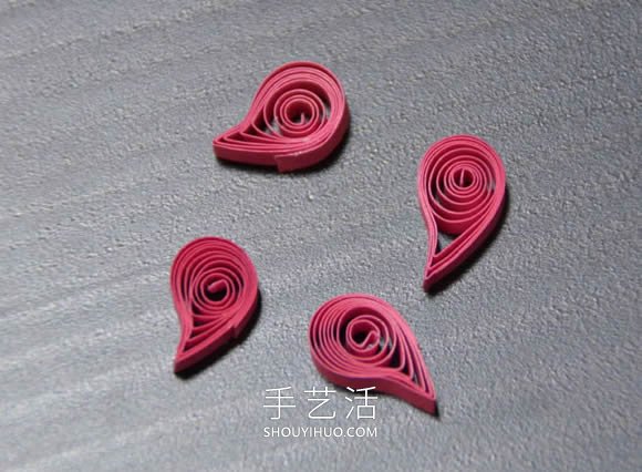 给新妈妈的礼物！衍纸宝宝脚印手工制作教程 -  www.shouyihuo.com