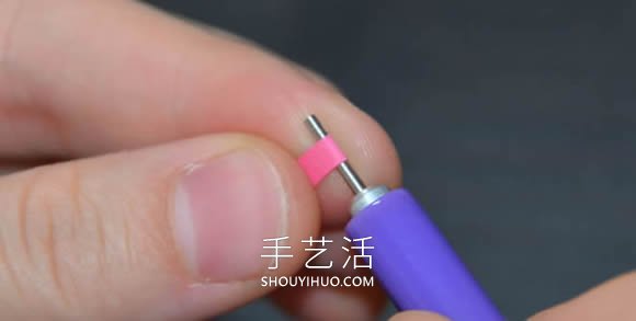 给新妈妈的礼物！衍纸宝宝脚印手工制作教程 -  www.shouyihuo.com
